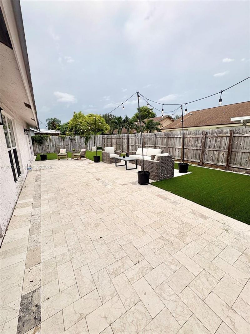 8541 NW 54th St, Fort Lauderdale, FL 33351 Photo