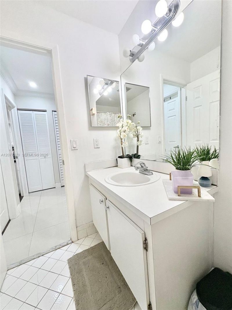 8541 NW 54th St, Fort Lauderdale, FL 33351 Photo