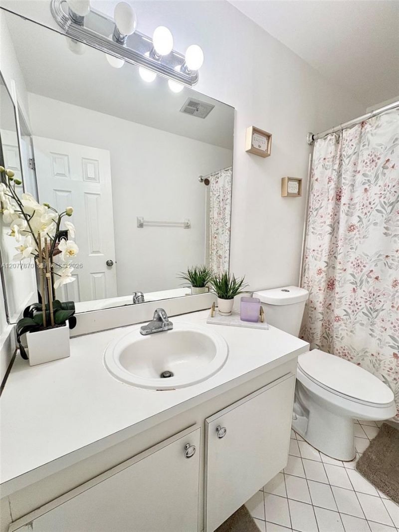 8541 NW 54th St, Fort Lauderdale, FL 33351 Photo