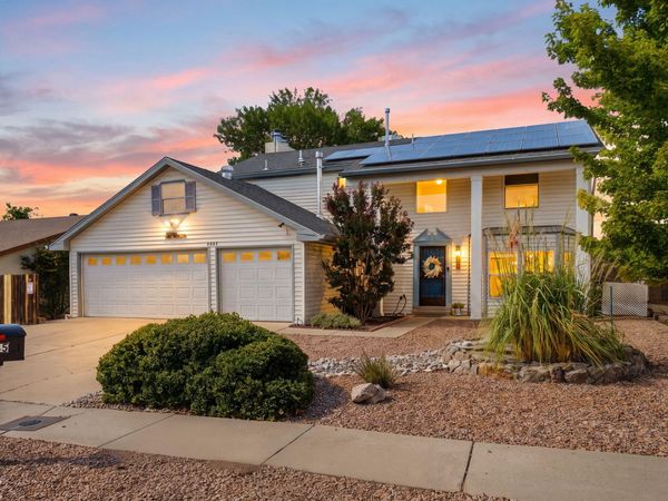 6845 Vivian Drive NE, Albuquerque, NM 87109