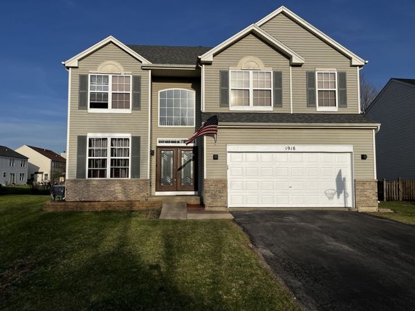 1918 Windstone Drive , Plainfield, IL 60586