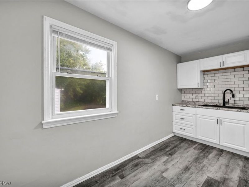 17419 Lotus Drive, Cleveland, OH 44128 Photo 11