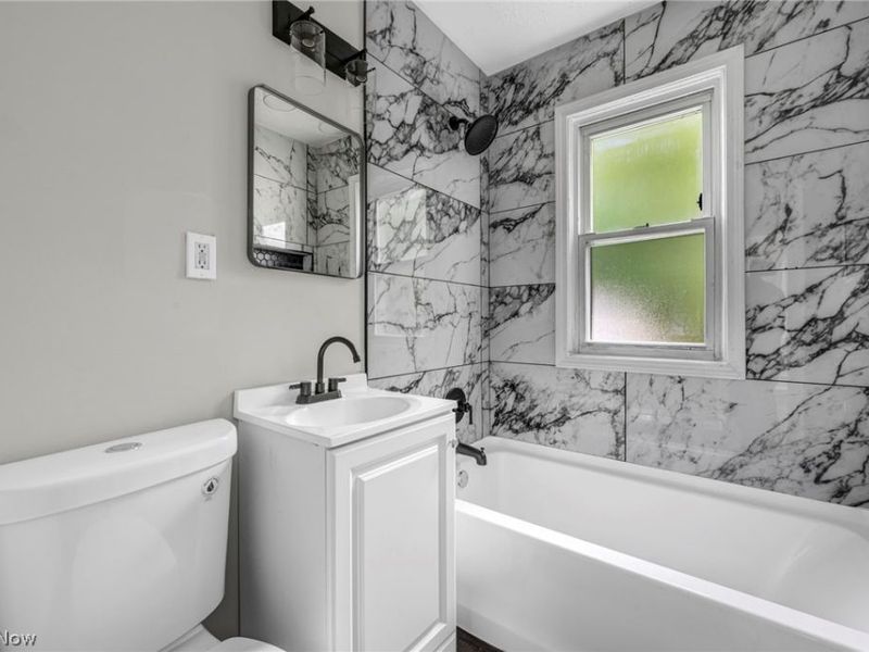 17419 Lotus Drive, Cleveland, OH 44128 Photo 14