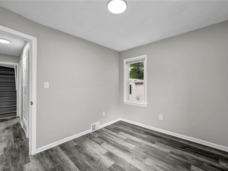 17419 Lotus Drive, Cleveland, OH 44128 Photo 16