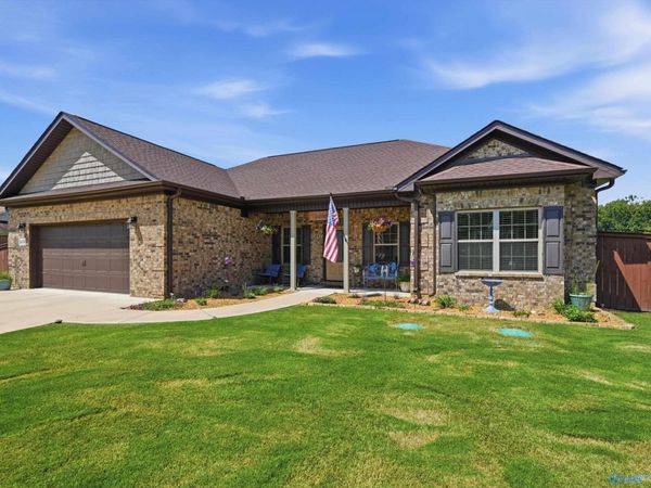 26879 Leslie Lane, Elkmont, AL 35620
