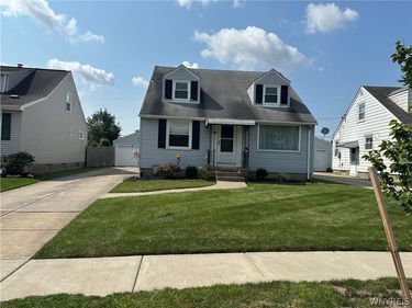14 Quaker Ridge Road, Tonawanda, NY 14150