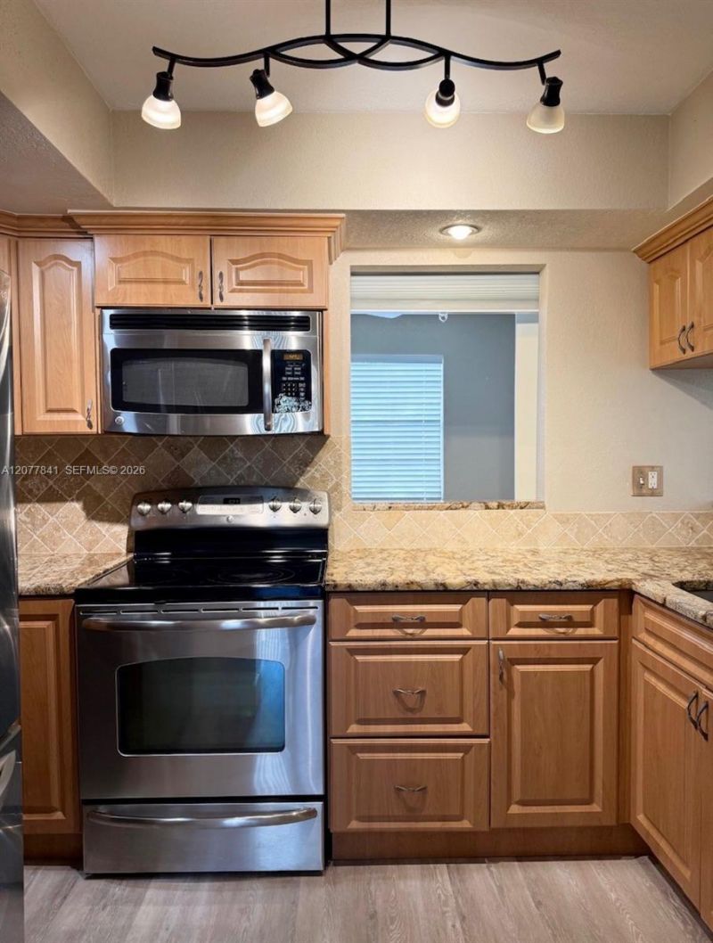 3711 NW 95th Ter , Unit 1125, Sunrise, FL 33351 Photo