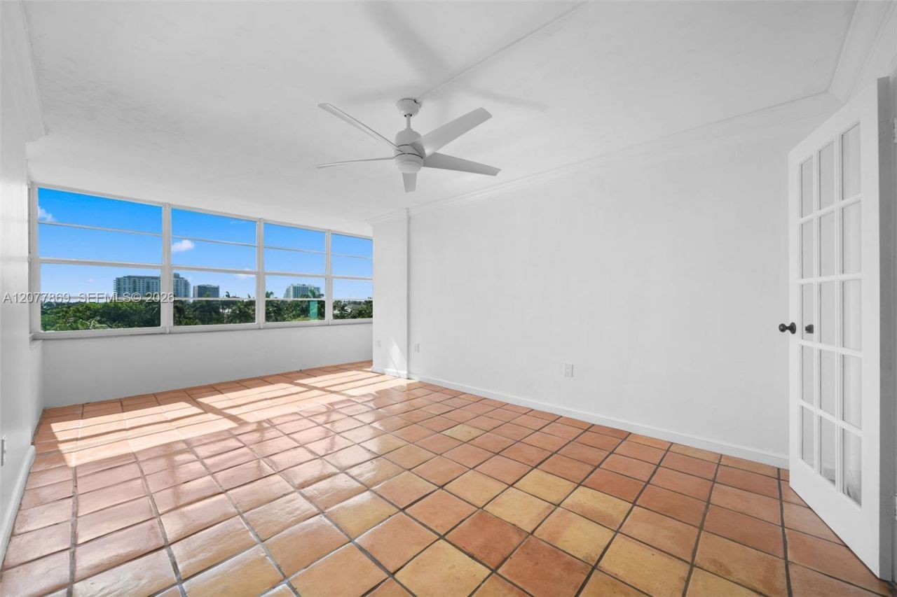 401 SE 25th Ave , Unit 605, Fort Lauderdale, FL 33301 Photo