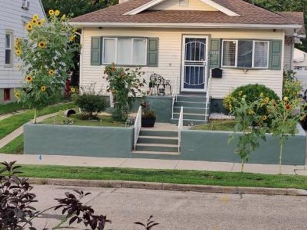 1924 TINSMAN AVENUE, PENNSAUKEN, NJ 08110
