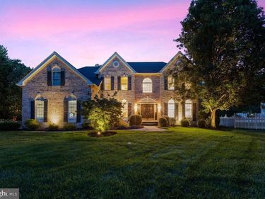 19 ANNESLEY DRIVE, GLEN MILLS, PA 19342