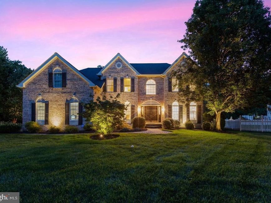 19 Annesley Drive, Glen Mills, PA 19342 Main Photo