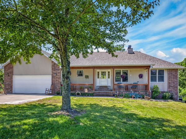 1424 Chadwick Road , Chadwick, MO 65629