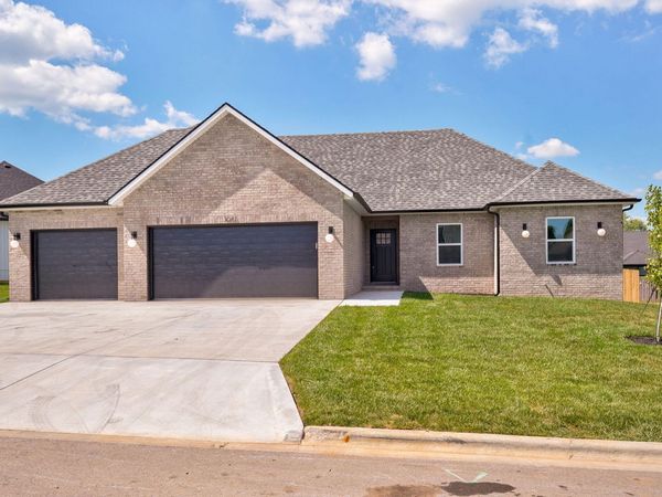 3041 E Heritage Street , Republic, MO 65738