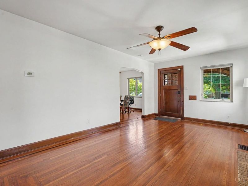 3058 Penrose Place, Cincinnati, OH 45211 Photo 9