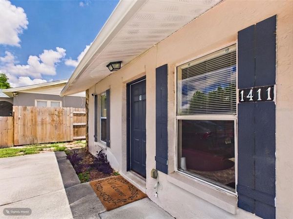 1411 E 109TH AVENUE, Unit B, TAMPA, FL 33612