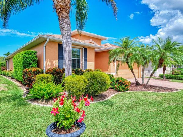 5221 CANYONLAND WAY , VENICE, FL 34293