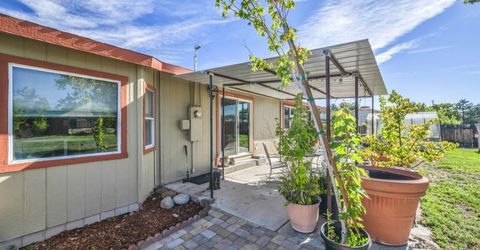 1427 Langley Drive, Gardnerville, NV 89460 Photo