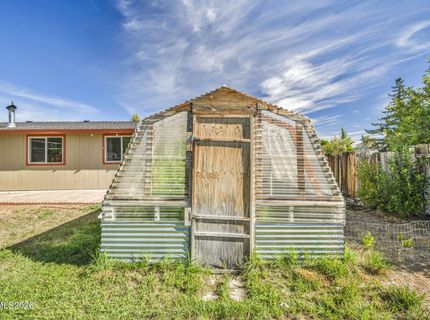 1427 Langley Drive, Gardnerville, NV 89460 Photo