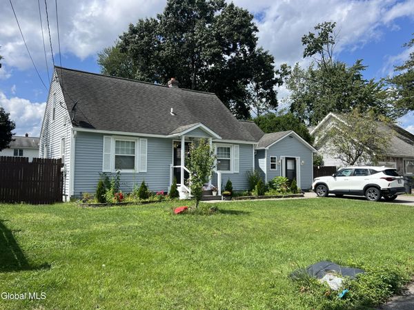 1384 Lawn Avenue, Schenectady, NY 12306