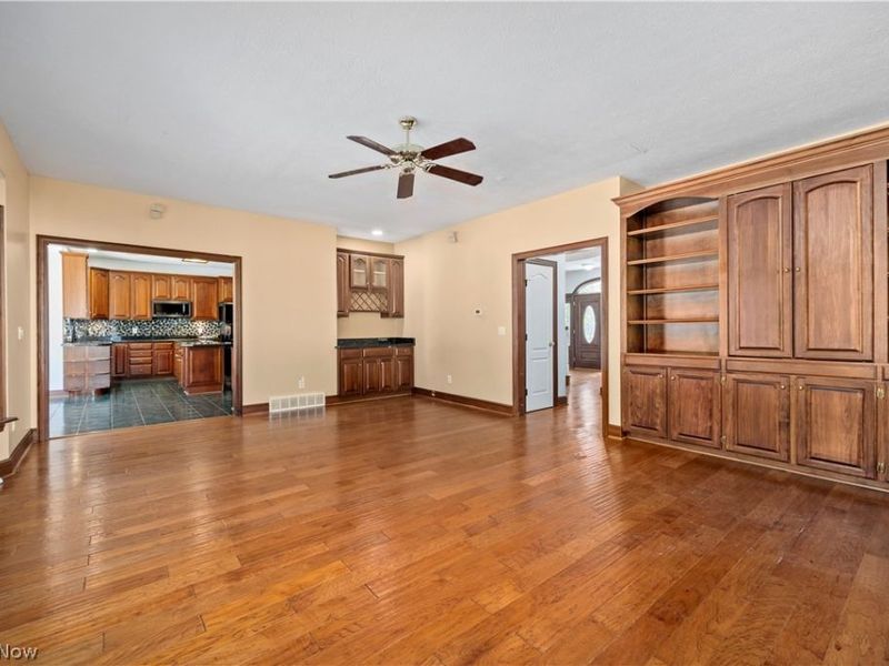 6232 Oak Point, Lorain, OH 44053 Photo 11