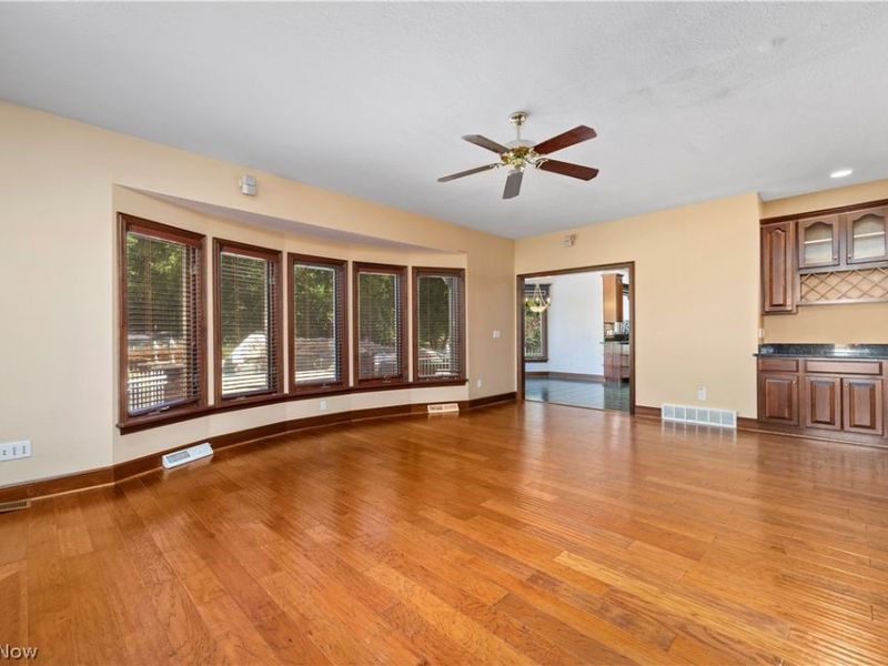 6232 Oak Point, Lorain, OH 44053 Photo 12