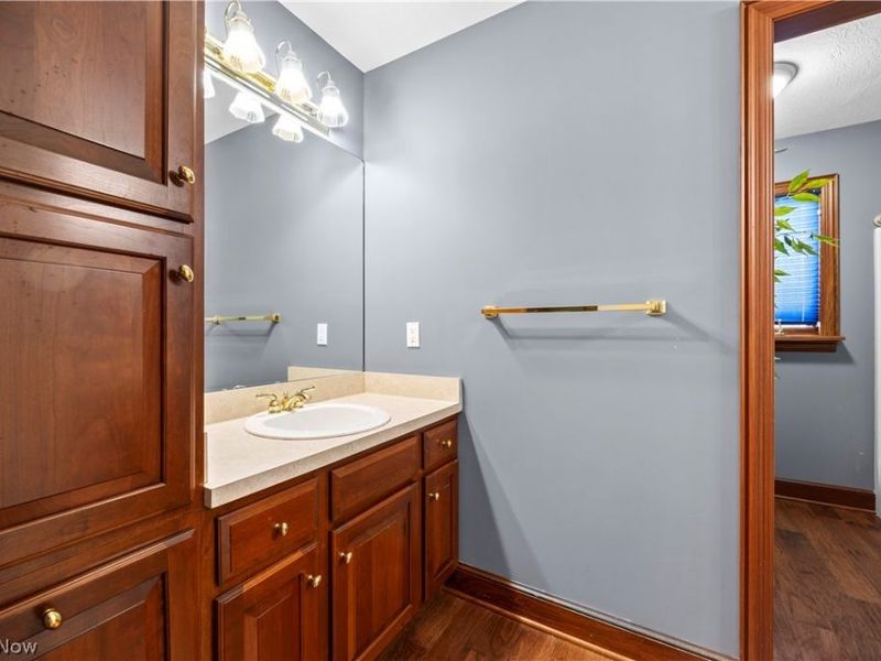 6232 Oak Point, Lorain, OH 44053 Photo 24
