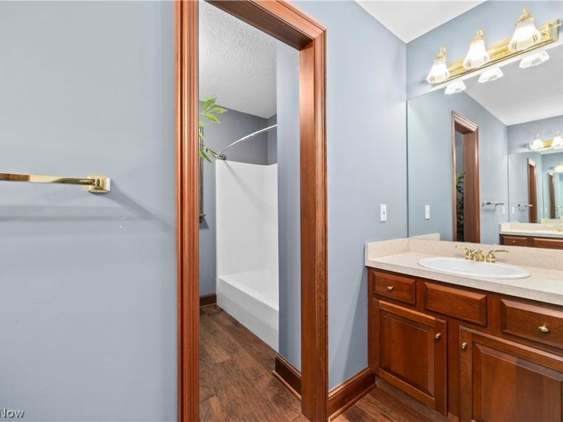 6232 Oak Point, Lorain, OH 44053 Photo 25