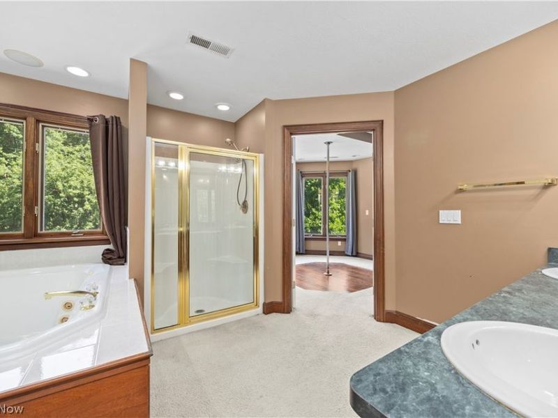 6232 Oak Point, Lorain, OH 44053 Photo 35