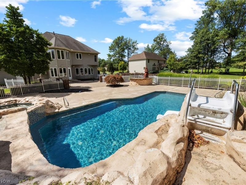 6232 Oak Point, Lorain, OH 44053 Photo 41