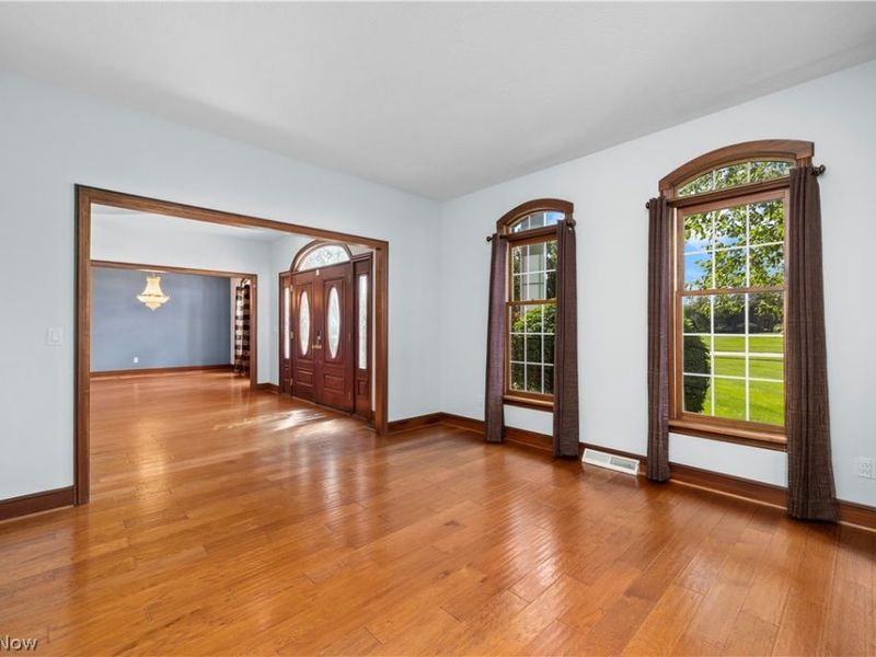 6232 Oak Point, Lorain, OH 44053 Photo 5