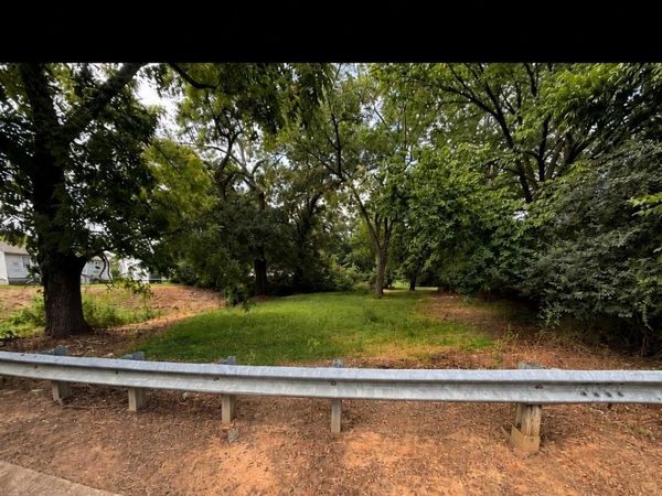 285 Lincoln Street , Jackson, TN 38301
