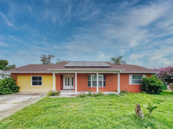 2125 E PARKTON DRIVE , DELTONA, FL 32725
