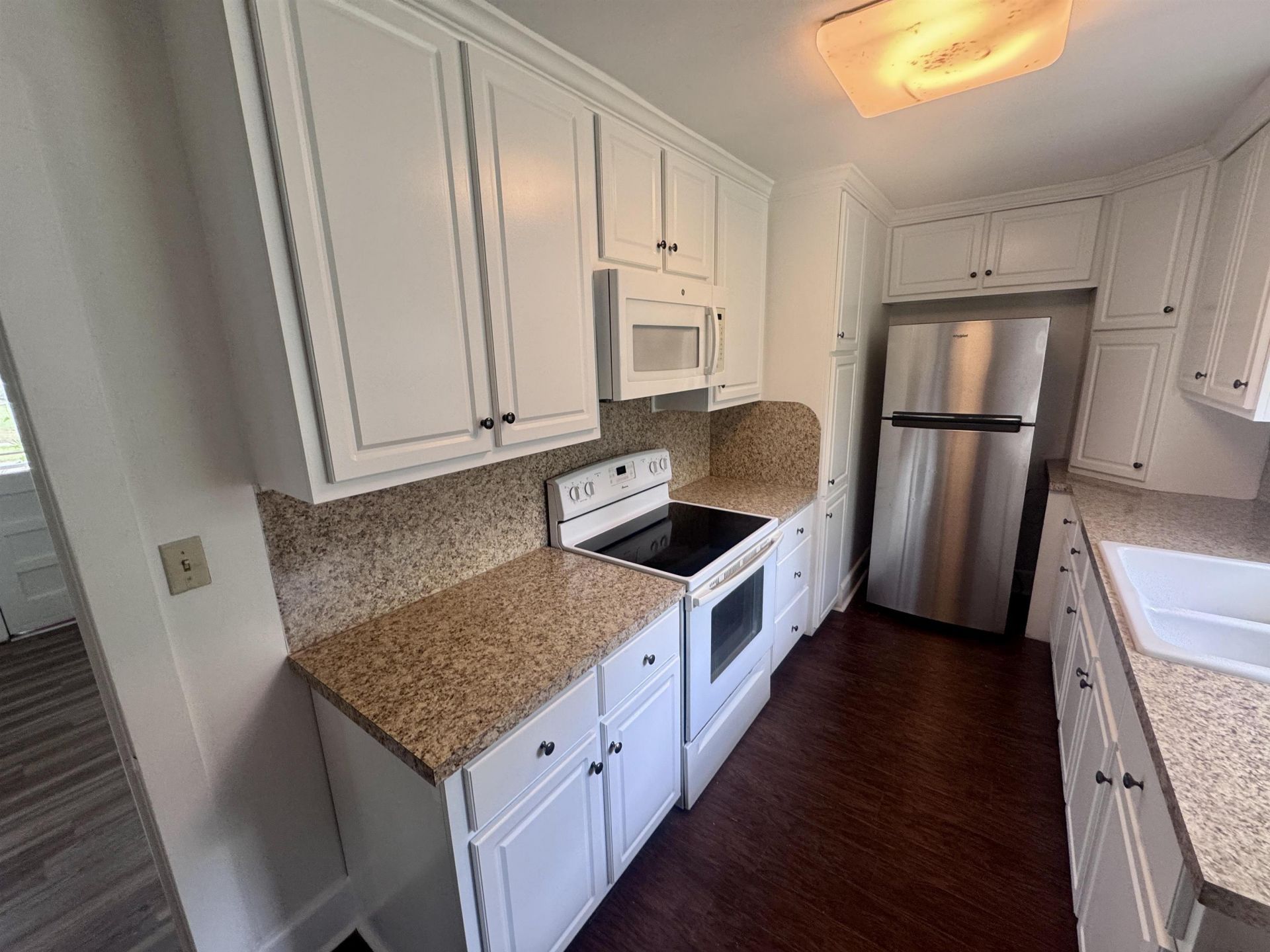 103 E Elmwood St.  Photo 18