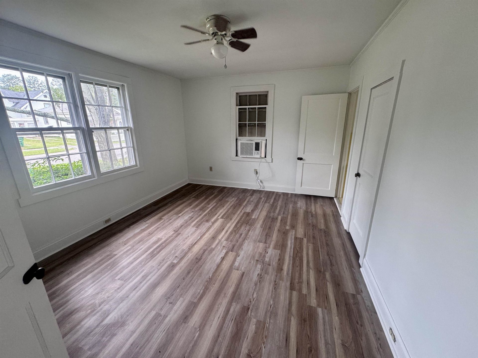 103 E Elmwood St.  Photo 27