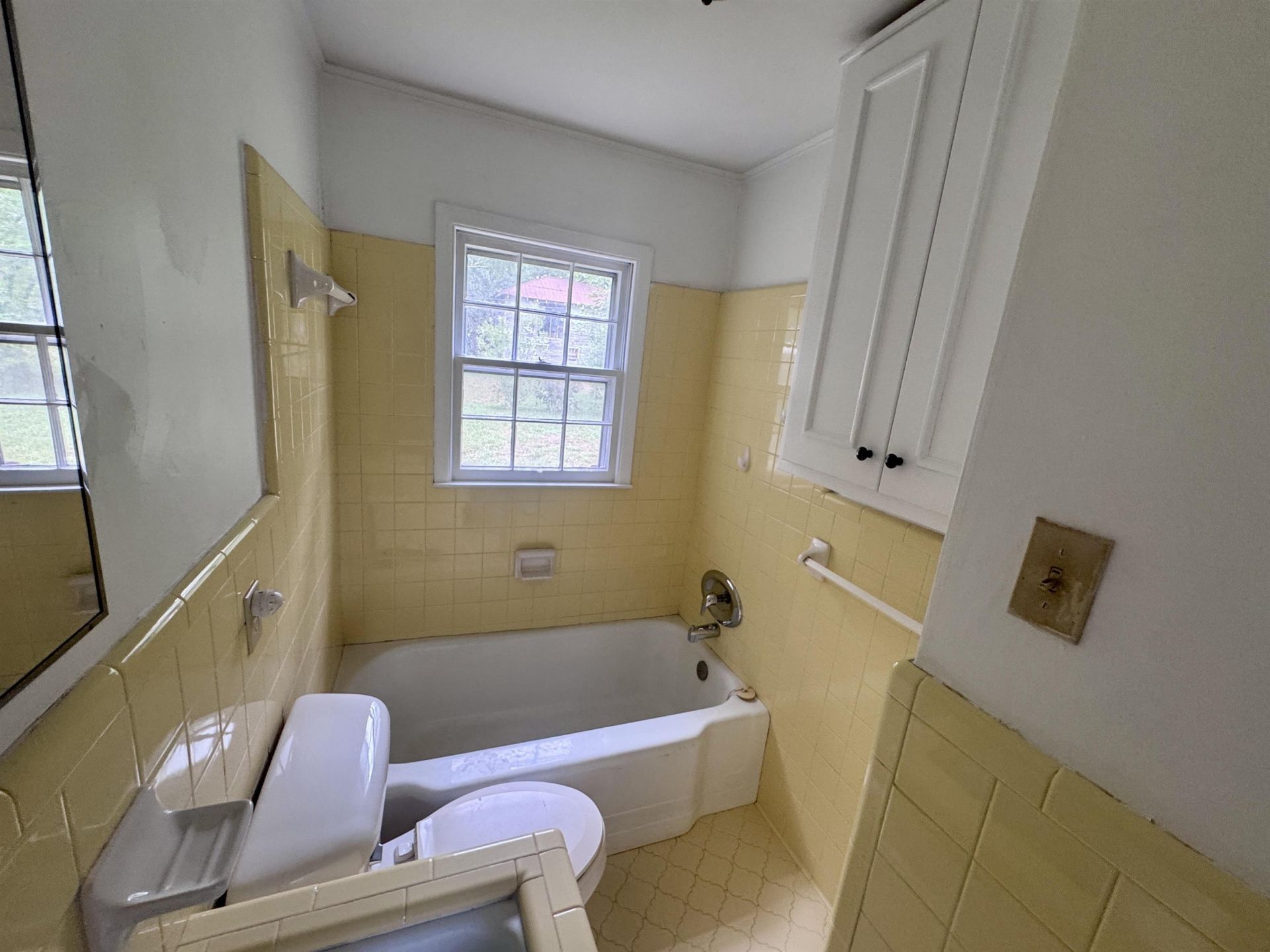103 E Elmwood St.  Photo 30