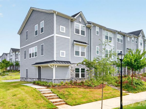 2522 Arbor Loop Drive, Charlotte, NC 28217