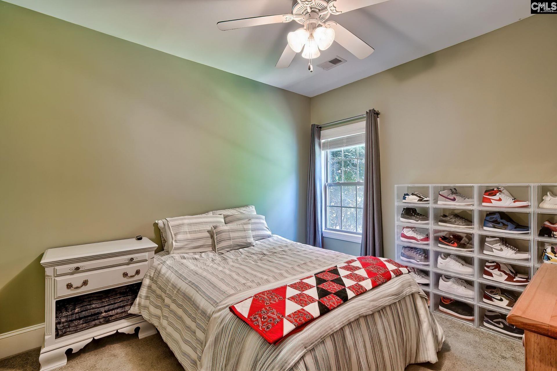 340 Turners Court  Photo 29