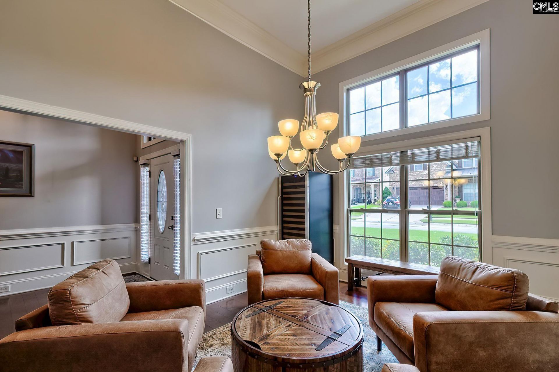 340 Turners Court  Photo 8