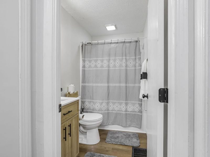 2190 Grasmere Avenue, Columbus, OH 43211 Photo 20