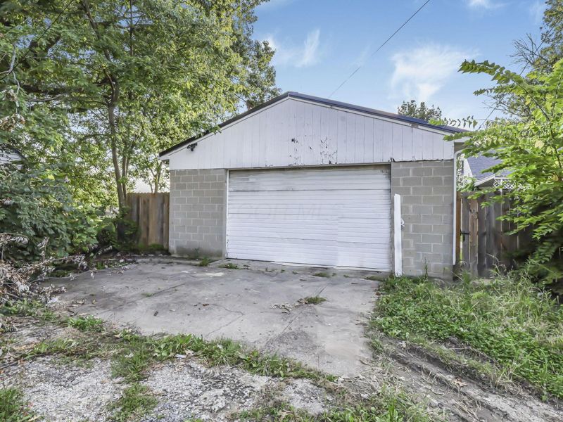 2190 Grasmere Avenue, Columbus, OH 43211 Photo 54