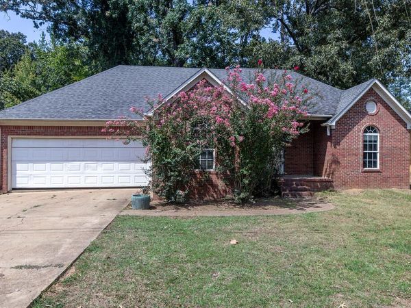 18 Gum Tree, Oxford, MS 38655