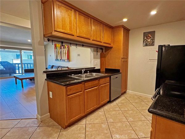1345 Cabrillo Park, Unit E10, Santa Ana, CA 92701