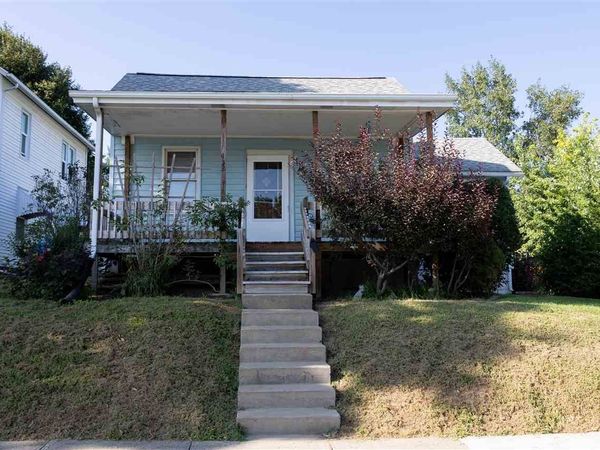132 E Wilson, Oxford, IA 52322