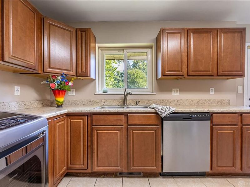 445 E 4th Street, Franklin, OH 45005 Photo 11