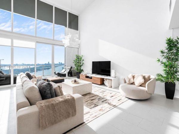 1040 Biscayne Blvd , Unit 3203, Miami, FL 33132