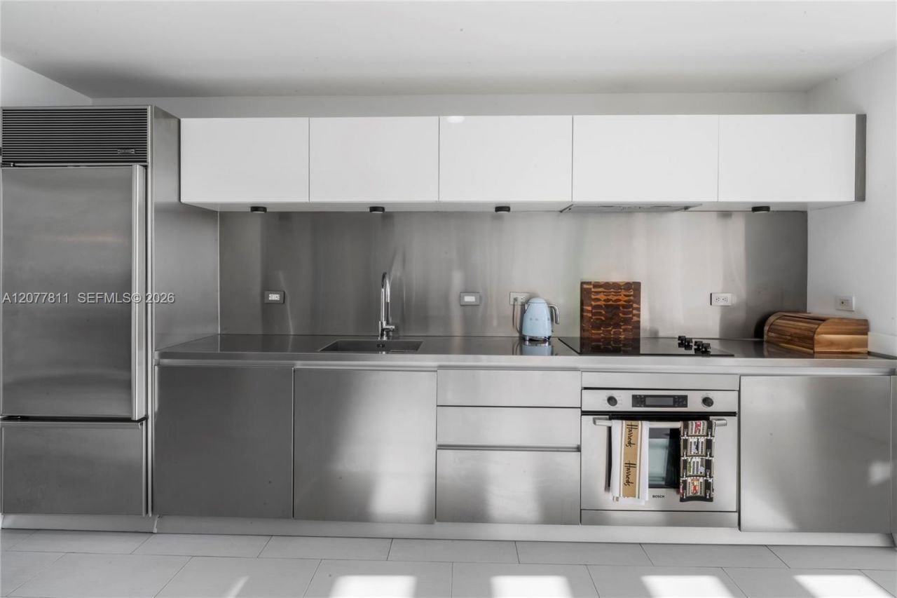 1040 Biscayne Blvd , Unit 3203, Miami, FL 33132 Photo