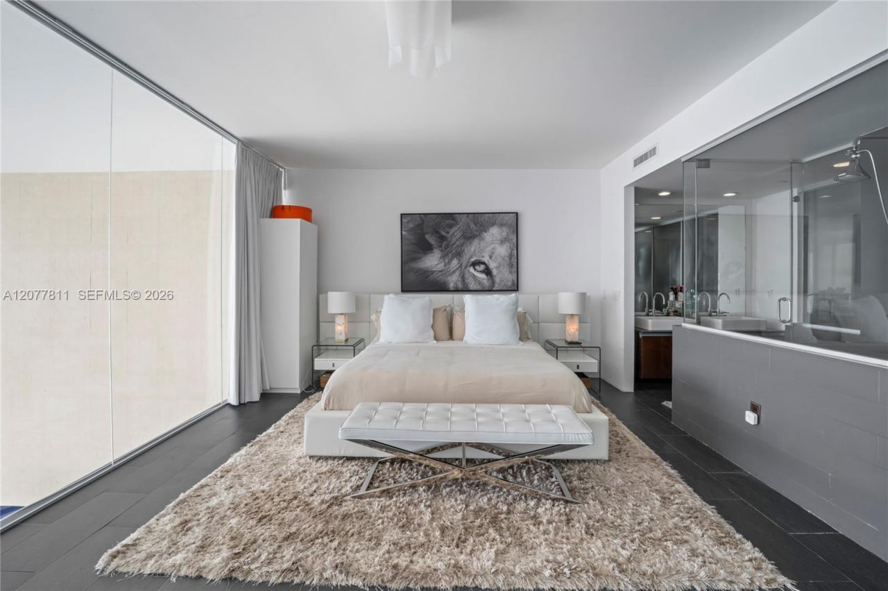 1040 Biscayne Blvd , Unit 3203, Miami, FL 33132 Photo