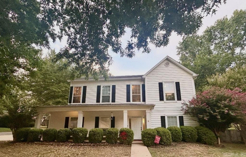 2210 S Fox Trail Benton, AR 72019