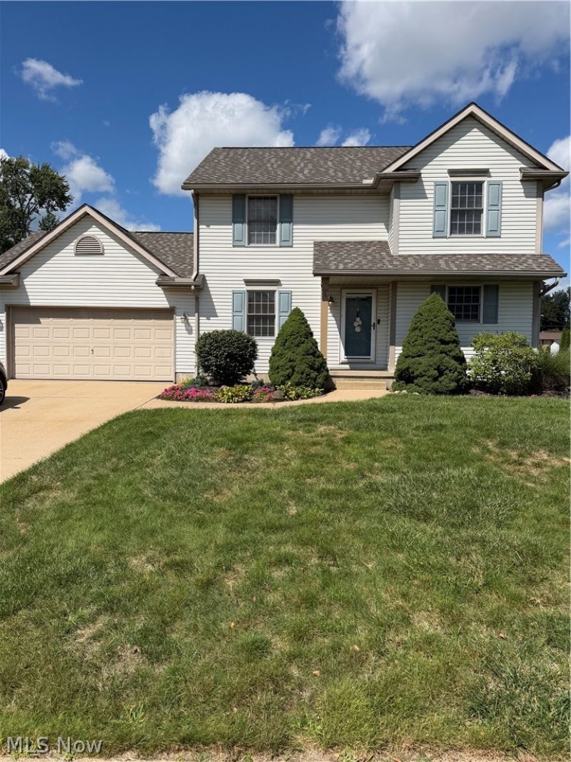386 Shaw Avenue Ne, Massillon, OH 44646 Main Photo