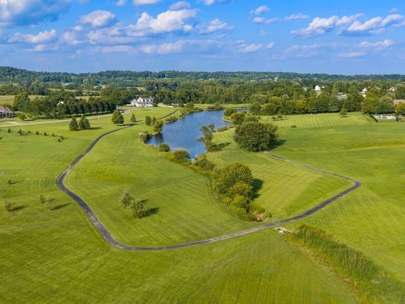 8425 Heather Lake Drive NW, Canal Winchester, OH 43110 Photo 7